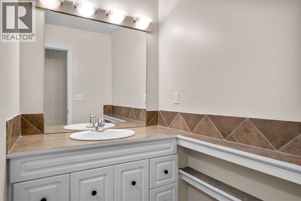 6420 30 Avenue Nw, Calgary, Alberta  T3B 1J7 - Photo 16 - A2286682