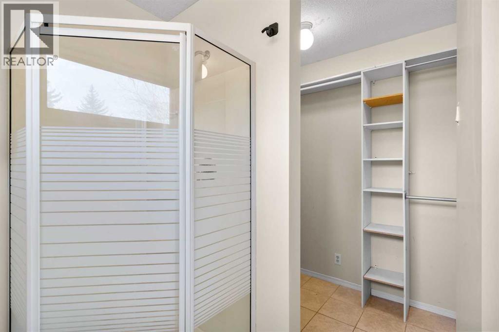 6420 30 Avenue Nw, Calgary, Alberta  T3B 1J7 - Photo 25 - A2286682