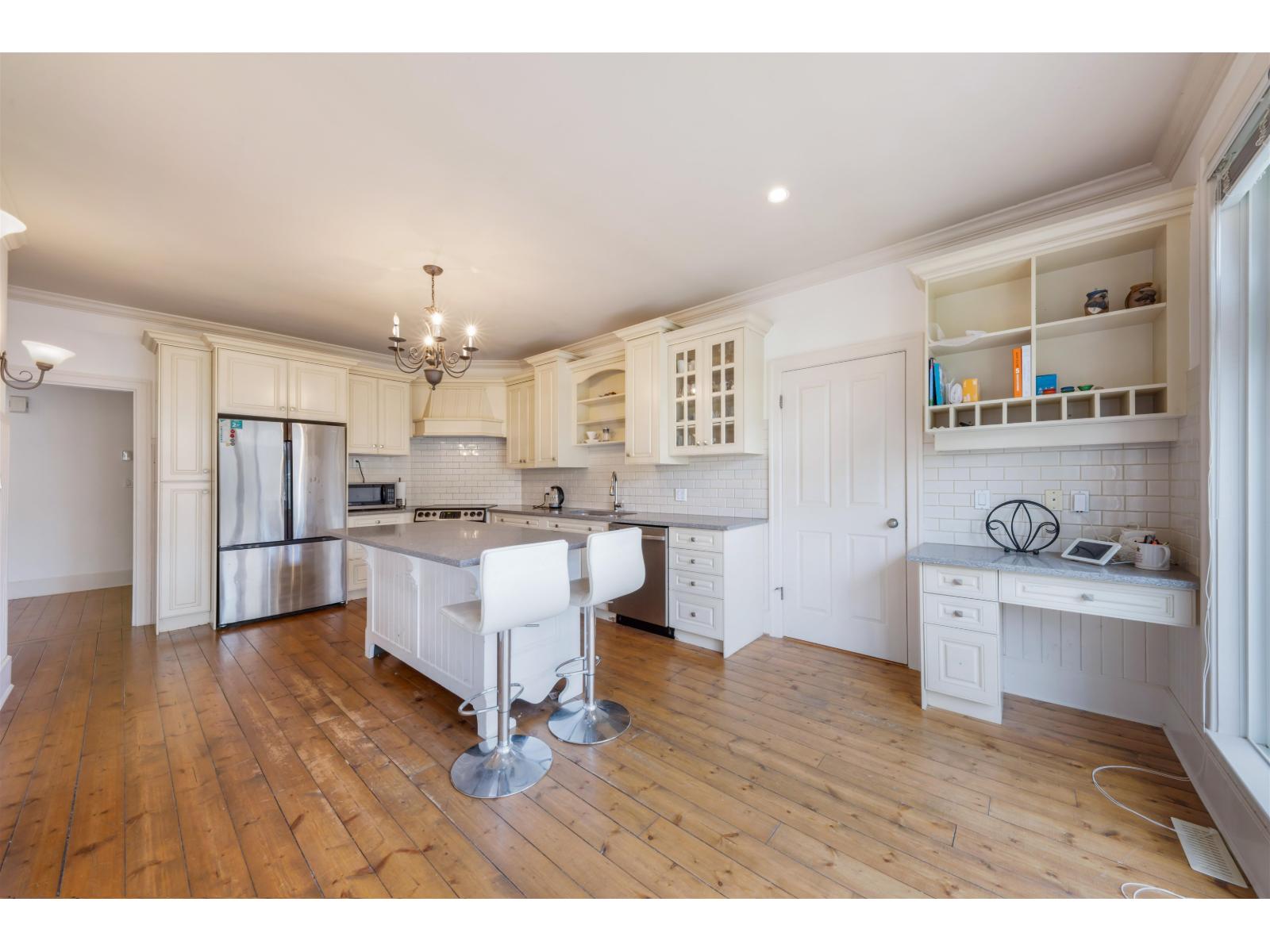 13989 29 Avenue, Surrey, British Columbia  V4P 2N1 - Photo 8 - R3091282