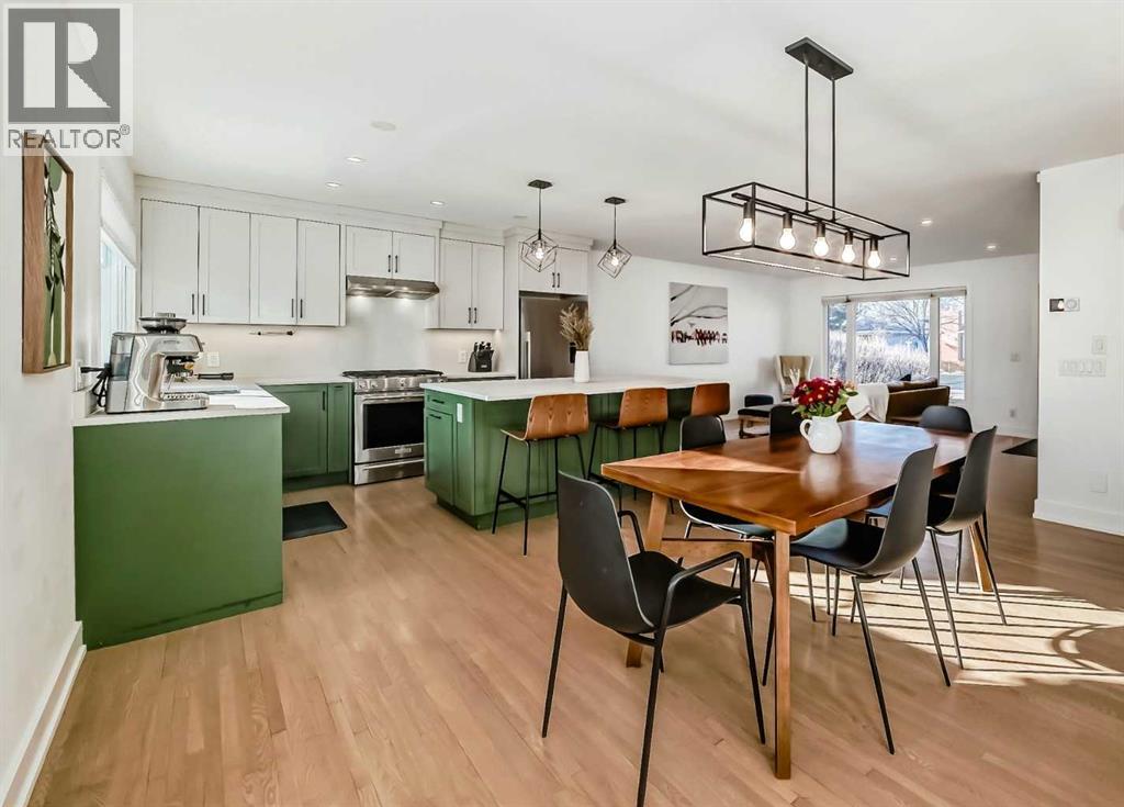 132 Wedgewood Drive Sw, Calgary, Alberta  T3C 3G8 - Photo 9 - A2287120