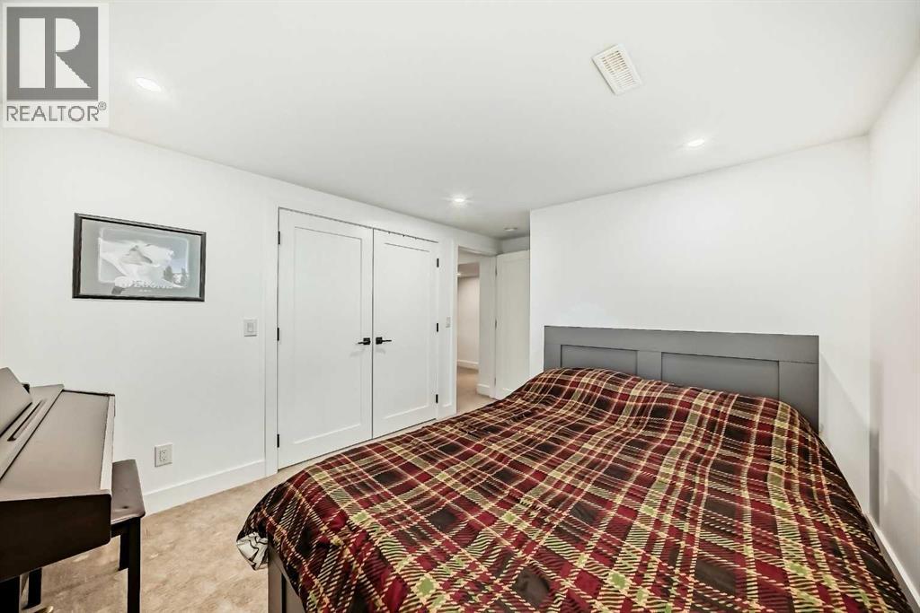 132 Wedgewood Drive Sw, Calgary, Alberta  T3C 3G8 - Photo 33 - A2287120