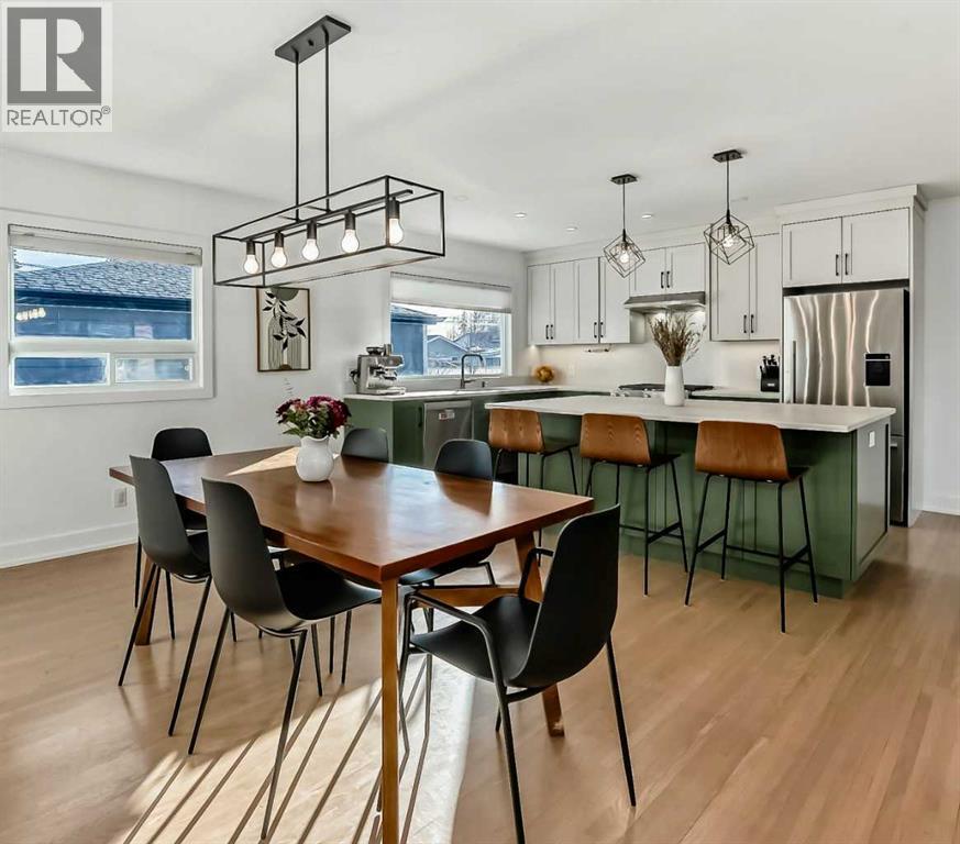 132 Wedgewood Drive Sw, Calgary, Alberta  T3C 3G8 - Photo 8 - A2287120