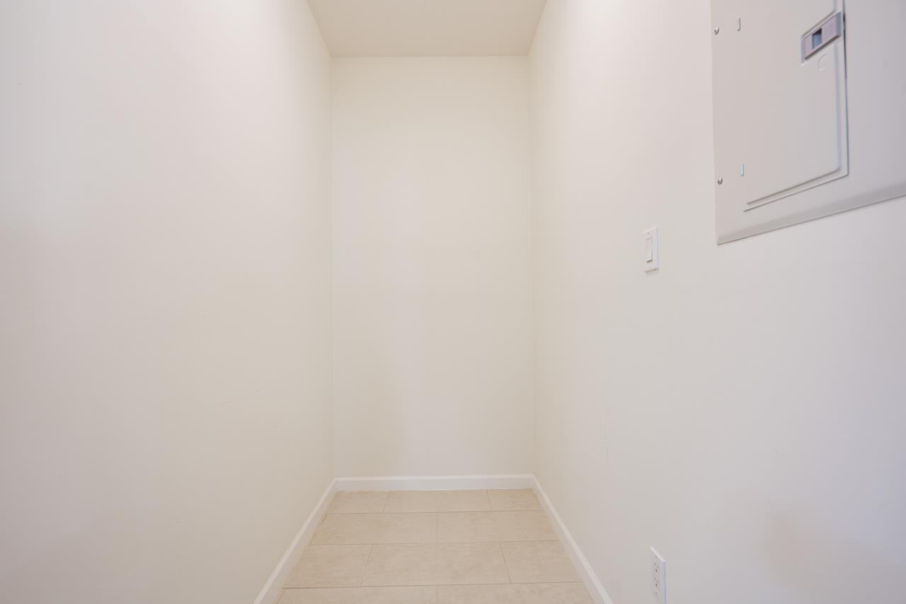 202 15388 101 Avenue, Surrey, British Columbia  V3R 4H1 - Photo 27 - R3092431