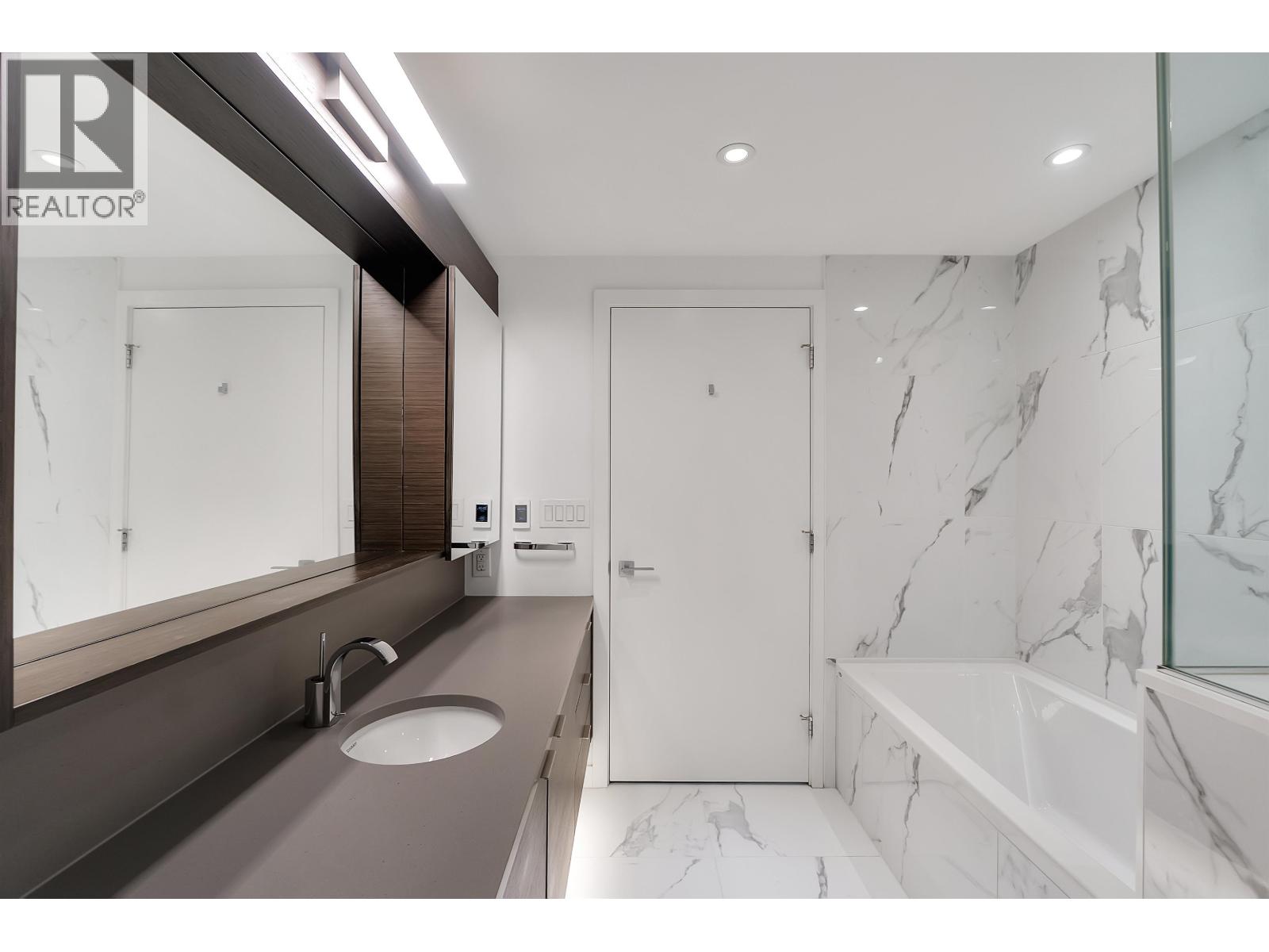 102 1688 Pullman Porter Street, Vancouver, British Columbia  V6A 0H3 - Photo 16 - R3091566