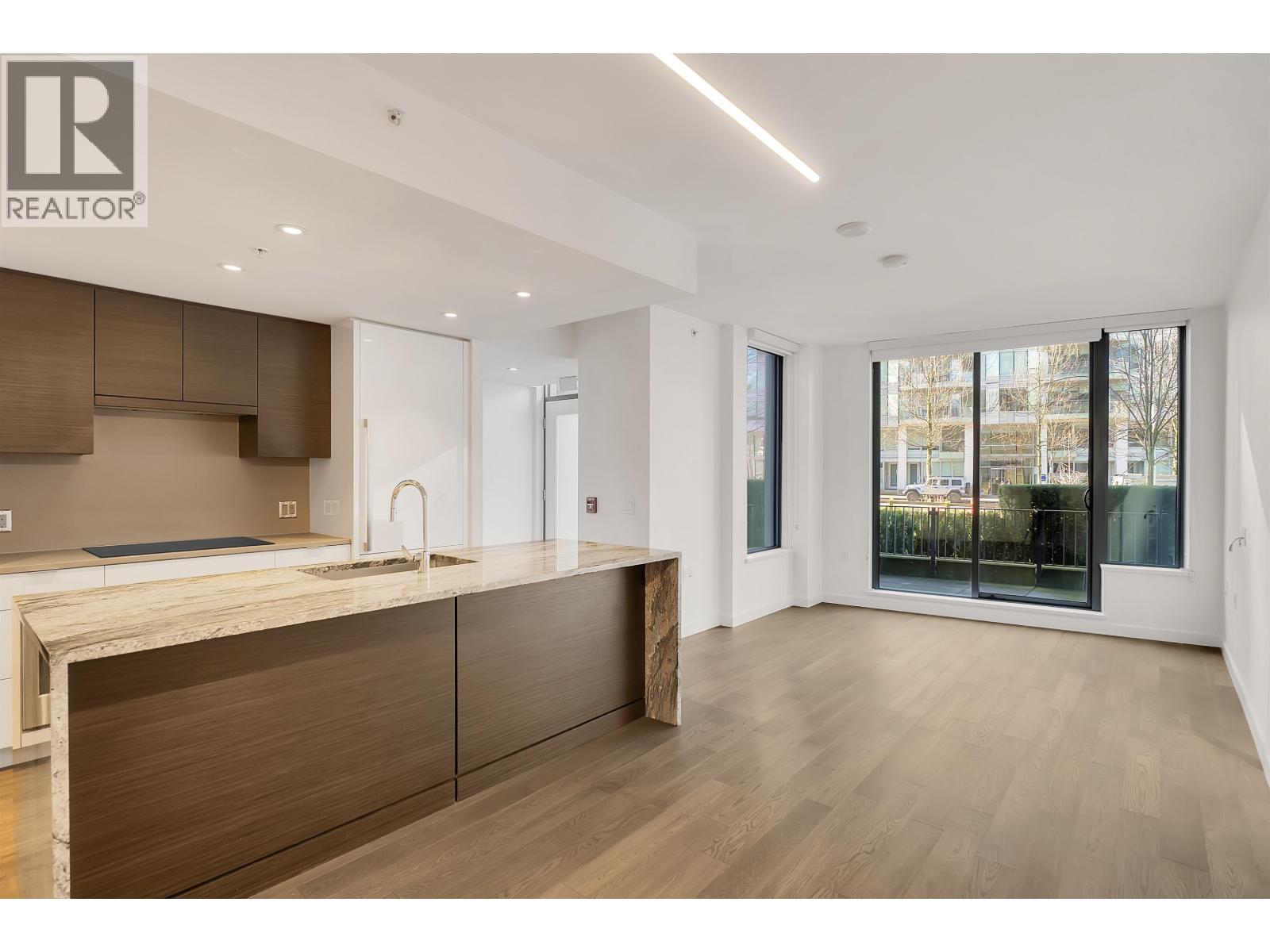 102 1688 Pullman Porter Street, Vancouver, British Columbia  V6A 0H3 - Photo 2 - R3091566