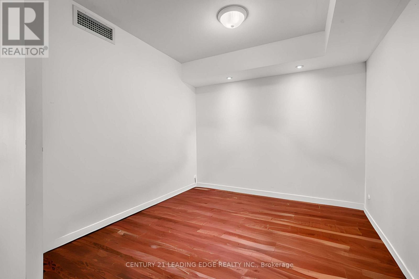 1808 - 33 Elm Drive W, Mississauga, Ontario  L5B 4M2 - Photo 18 - W12812672