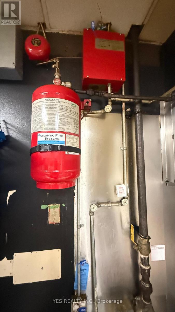 3260 Lake Shore Boulevard, Toronto (Long Branch), Ontario  M8V 1M4 - Photo 15 - W12812714