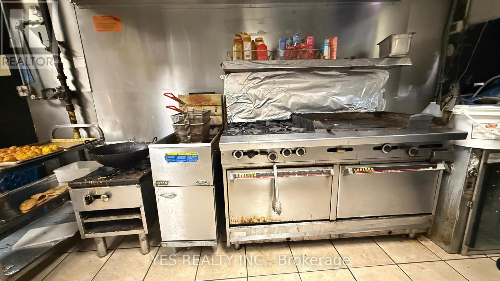 3260 Lake Shore Boulevard, Toronto (Long Branch), Ontario  M8V 1M4 - Photo 16 - W12812714