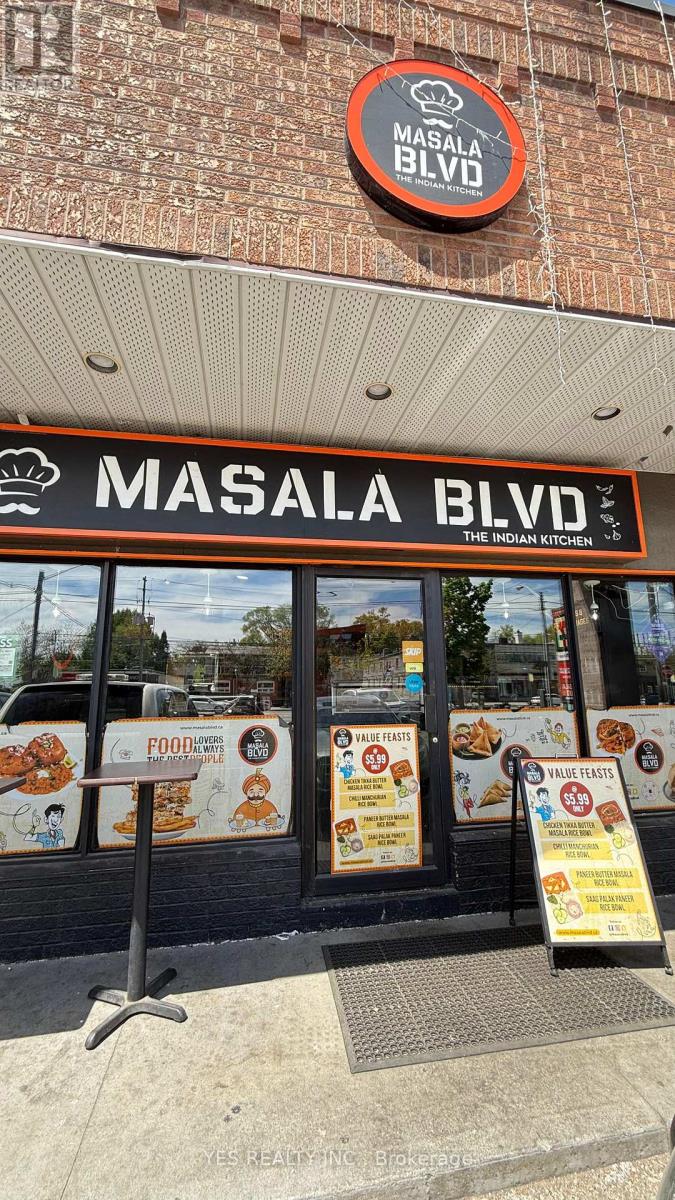 3260 Lake Shore Boulevard, Toronto (Long Branch), Ontario  M8V 1M4 - Photo 4 - W12812714