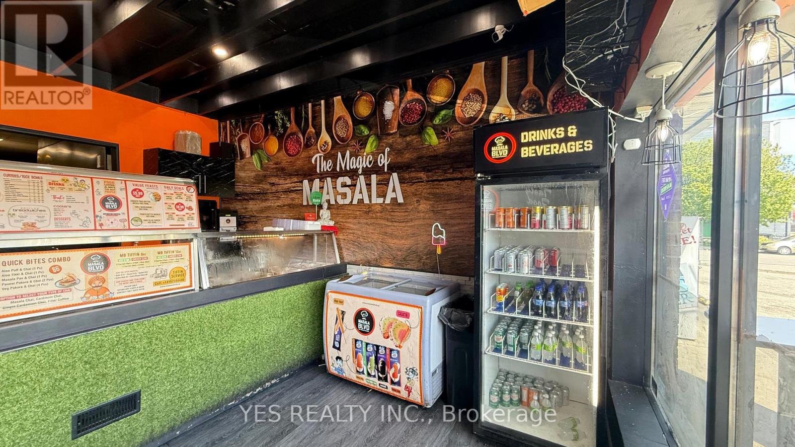 3260 Lake Shore Boulevard, Toronto (Long Branch), Ontario  M8V 1M4 - Photo 9 - W12812714