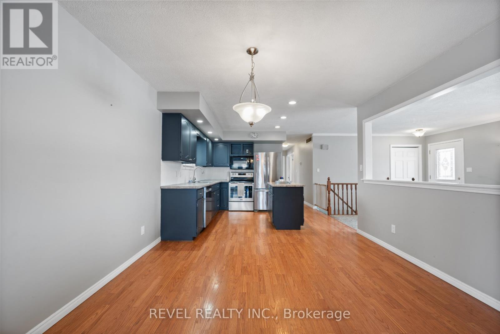 895203 Oxford 3, Blandford-Blenheim, Ontario  N0J 1V0 - Photo 3 - X12812656