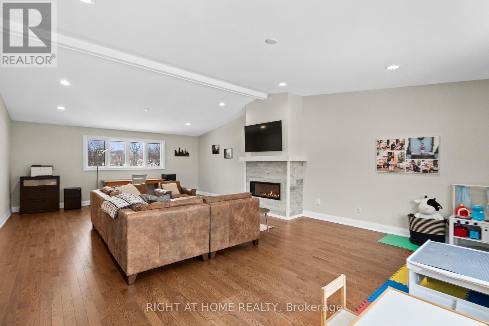 41 Amberly Boulevard, Hamilton, Ontario  L9G 3R9 - Photo 21 - X12812666