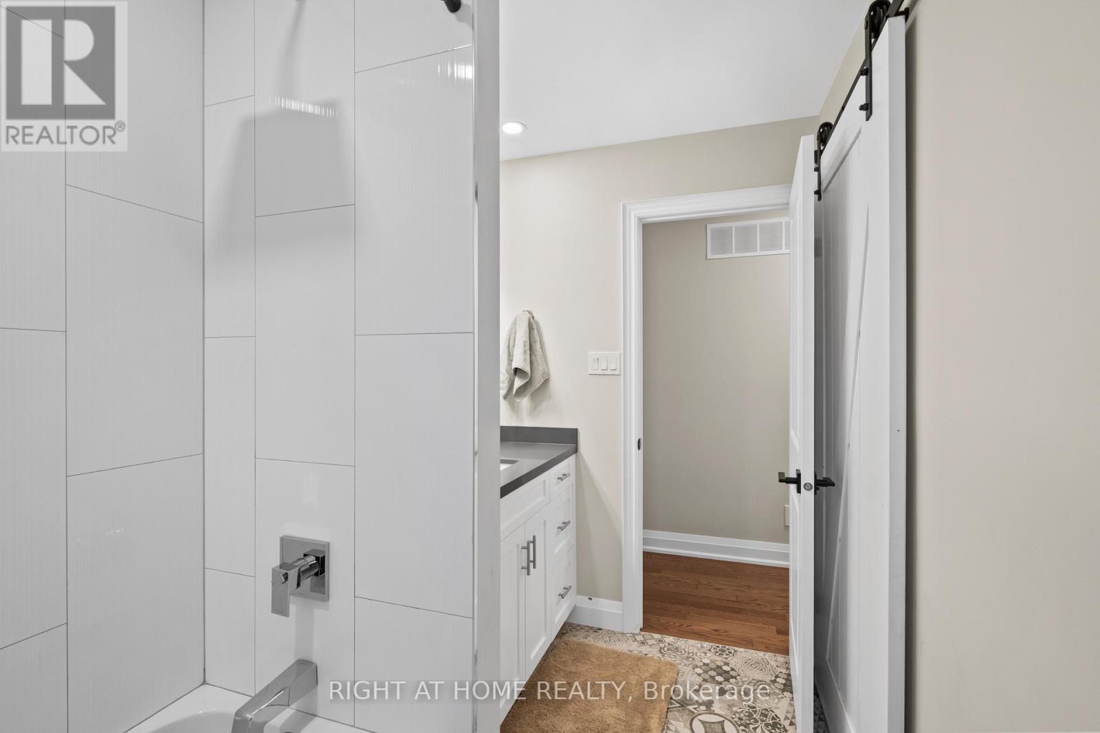 41 Amberly Boulevard, Hamilton, Ontario  L9G 3R9 - Photo 34 - X12812666