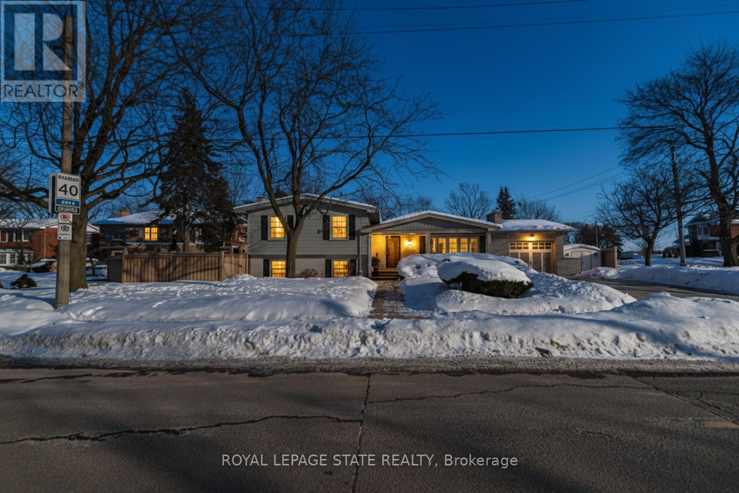 92 Auchmar Road, Hamilton, Ontario  L9C 1C5 - Photo 4 - X12812724