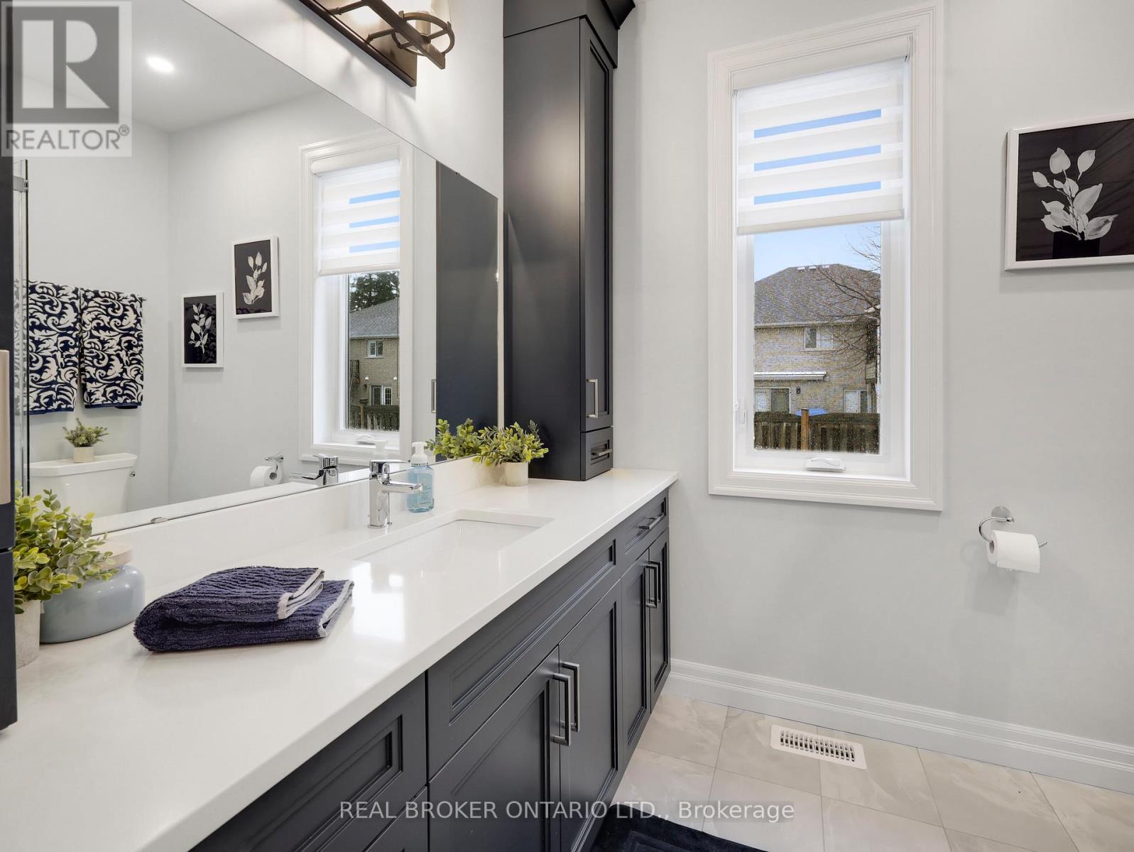 11 - 68 Cedar Street, Brant, Ontario  N3L 0L4 - Photo 12 - X12812728