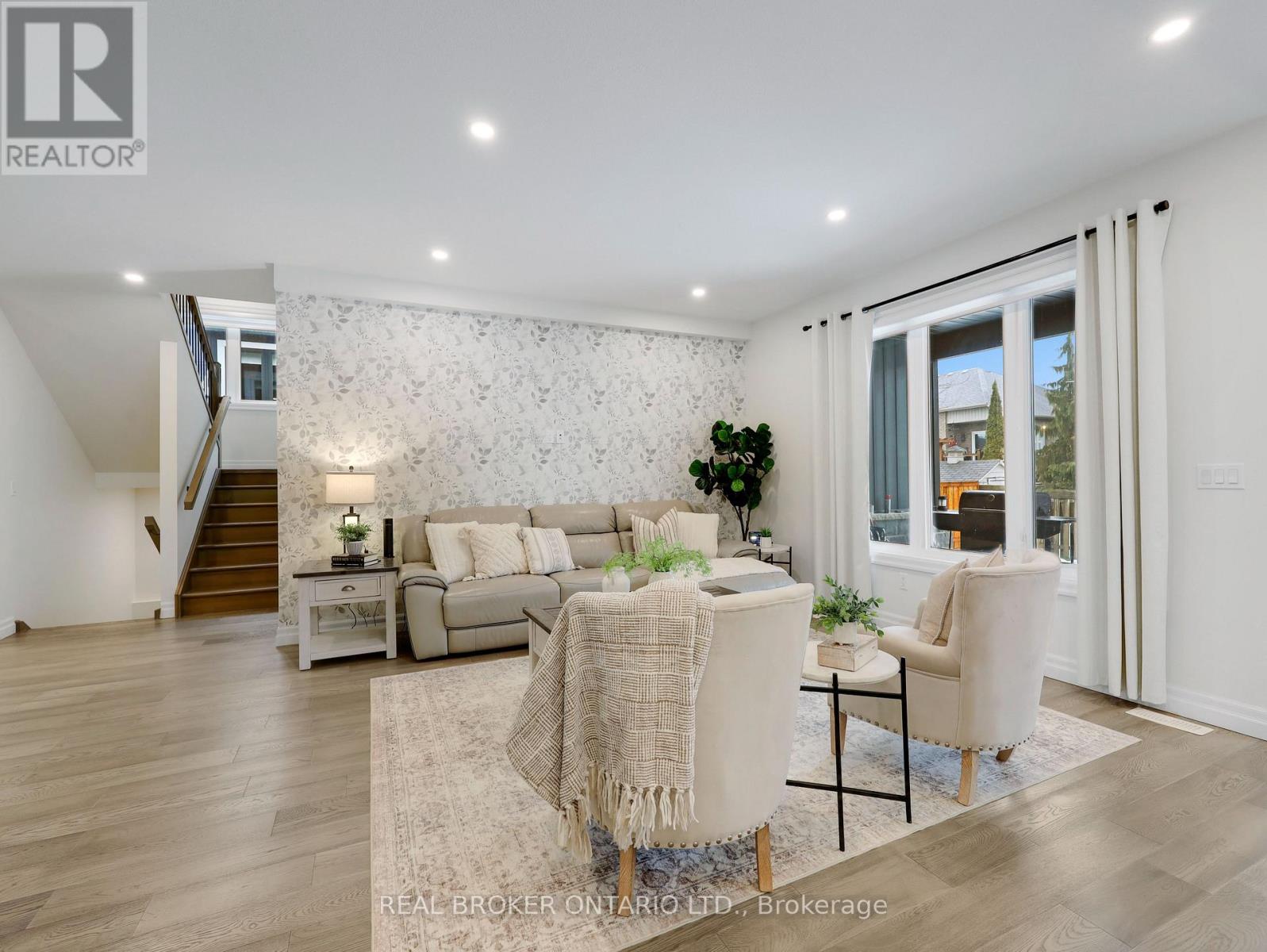 11 - 68 Cedar Street, Brant, Ontario  N3L 0L4 - Photo 8 - X12812728