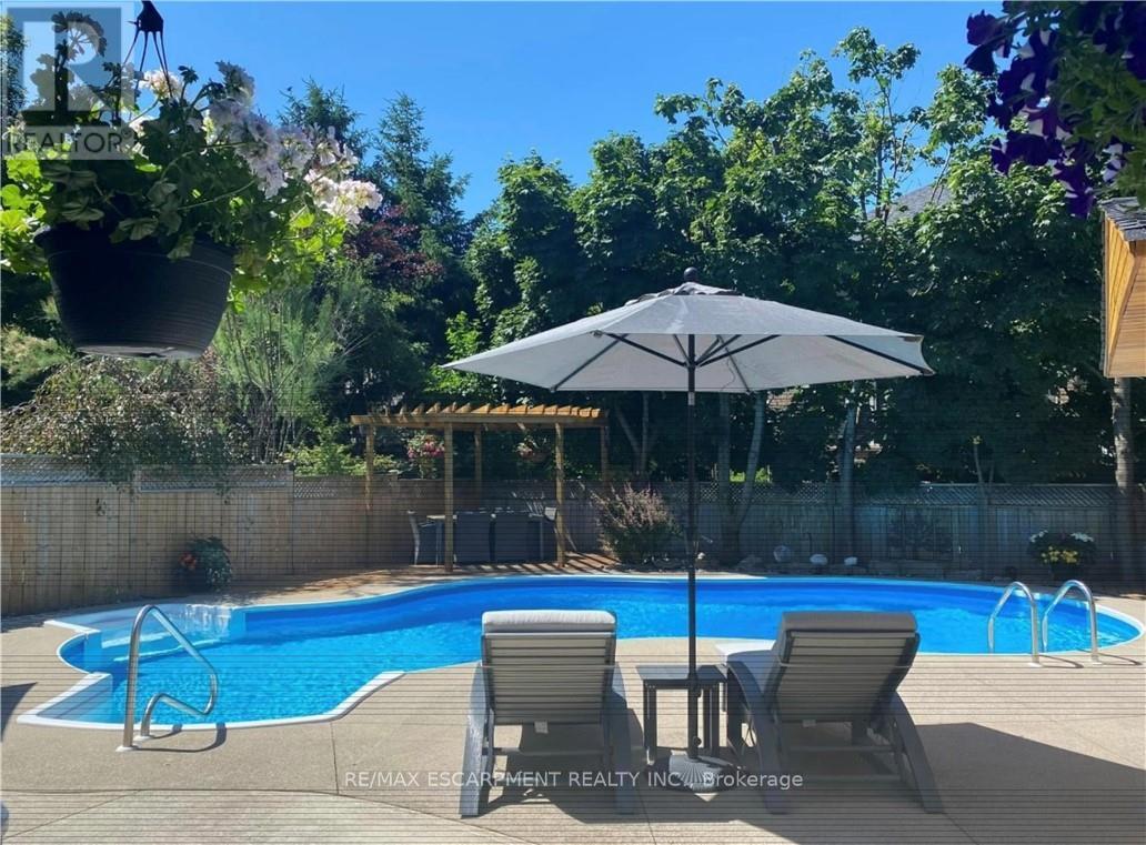 7 Volterra Court, Hamilton, Ontario  L8B 0K7 - Photo 43 - X12812730