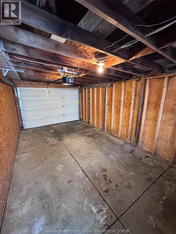 1527 Pierre, Windsor, Ontario N8X 4P6 - Photo 18 - 26003219