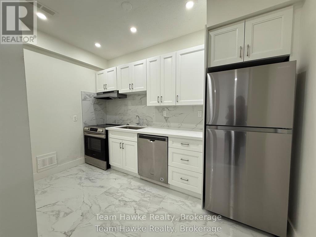 13 - 521 Bay Street, Midland, Ontario  L4R 1L2 - Photo 4 - S12812760