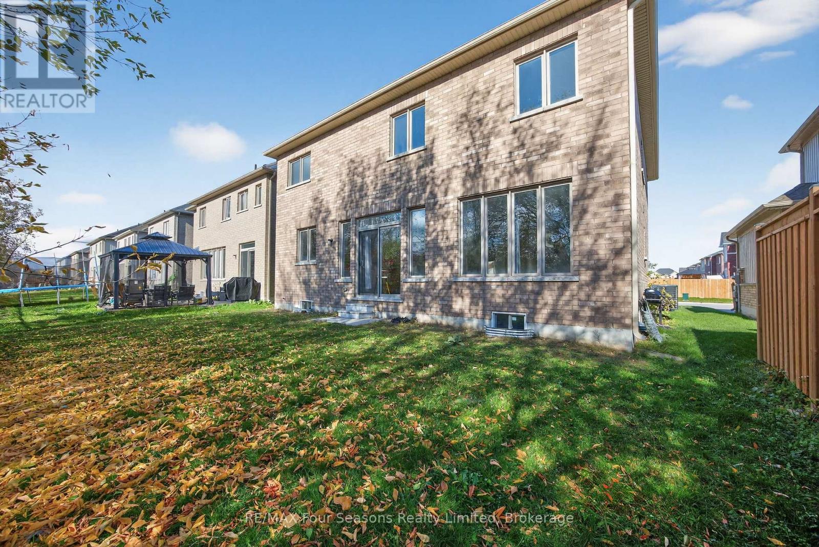 62 Kirby Avenue, Collingwood, Ontario  L9Y 3Y8 - Photo 35 - S12812910