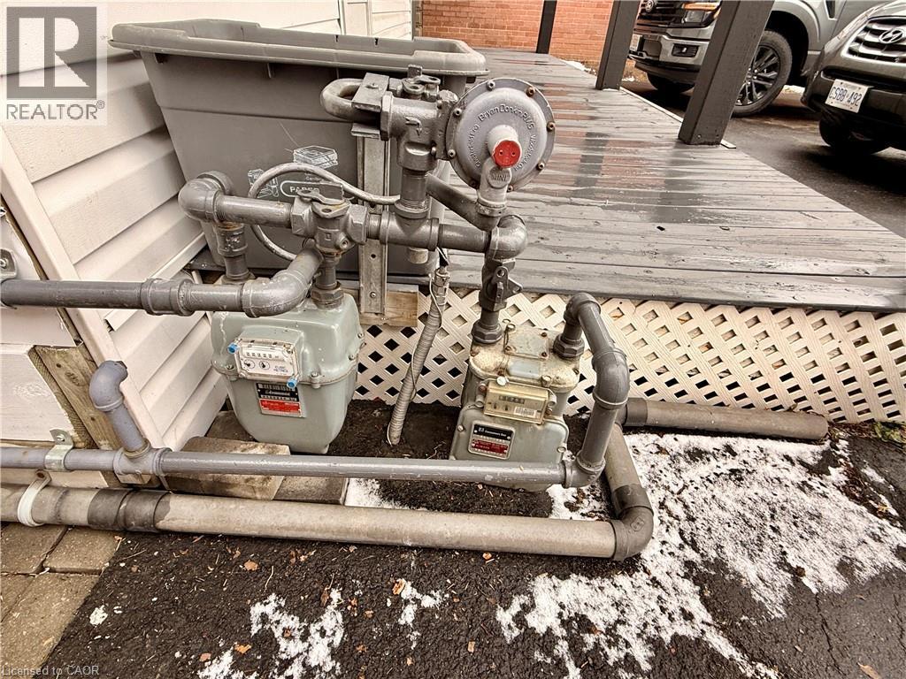 484 East Main Street, Welland, Ontario  L3B 3X6 - Photo 9 - 40807062