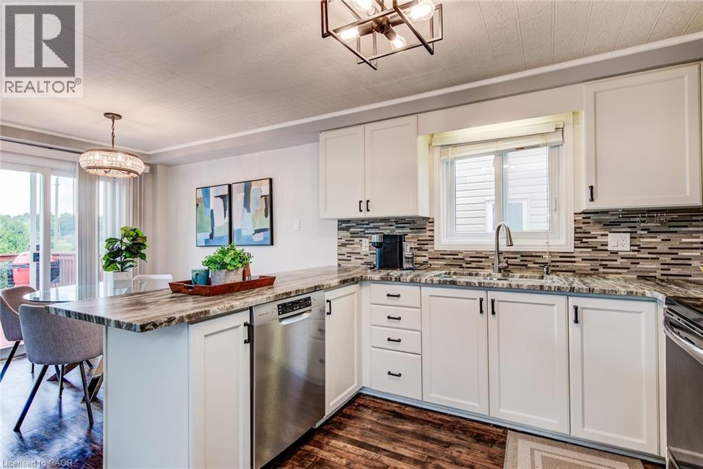 902 Atlantic Boulevard, Waterloo, Ontario  N2K 4L3 - Photo 13 - 40806564