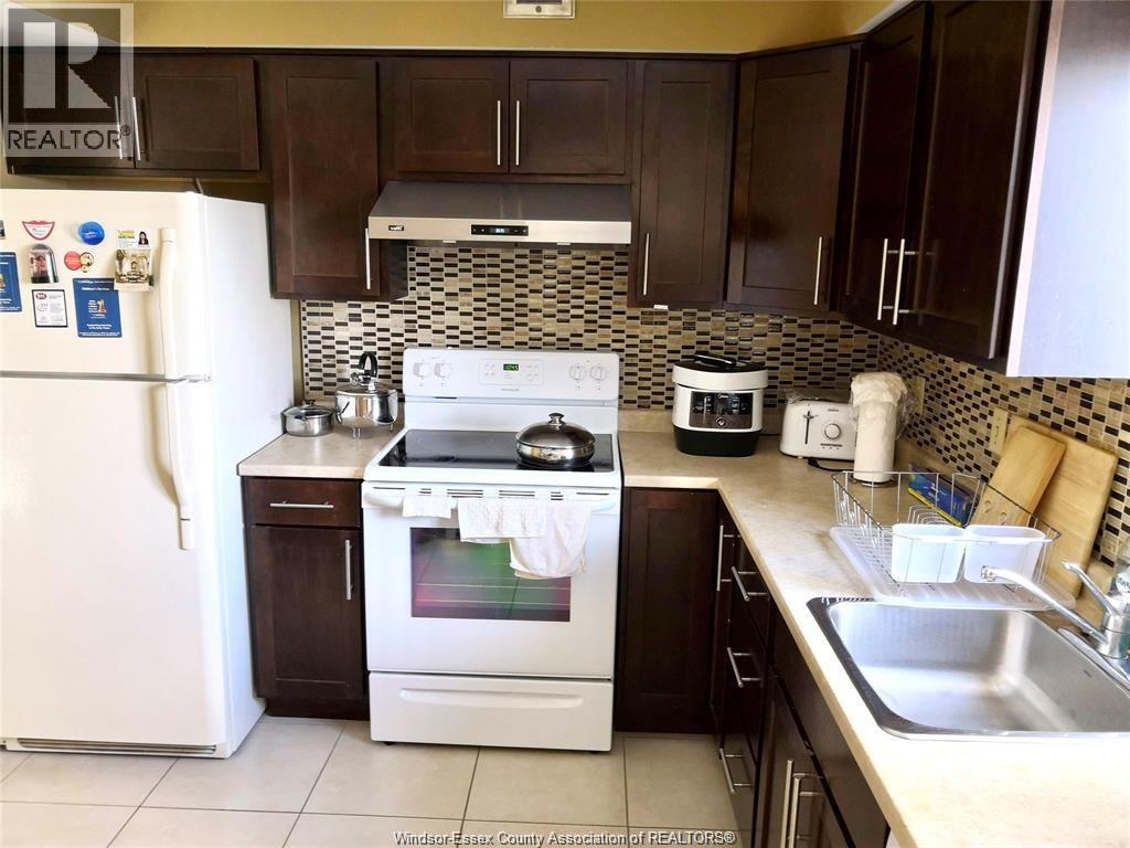 380 Pelissier Street Unit# 2001, Windsor, Ontario N9A 6V7 - Photo 3 - 26003741