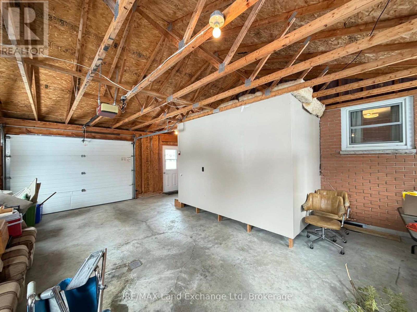 952 Havelock Street, Huron-Kinloss, Ontario N0G 2H0 - Photo 18 - X12812798