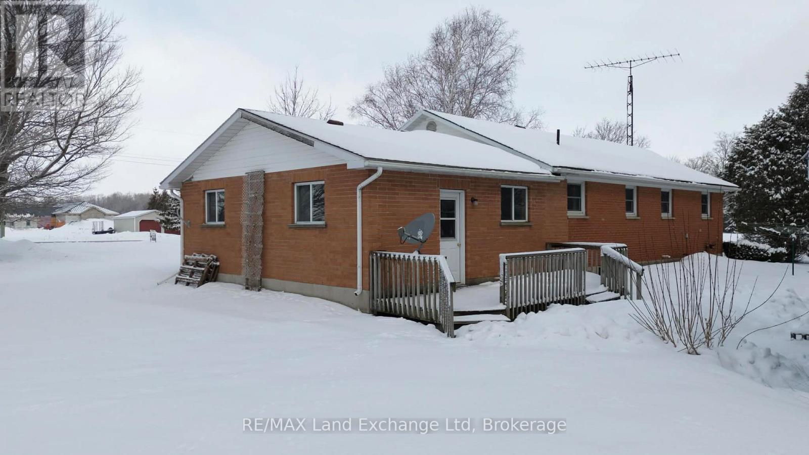 952 Havelock Street, Huron-Kinloss, Ontario N0G 2H0 - Photo 24 - X12812798