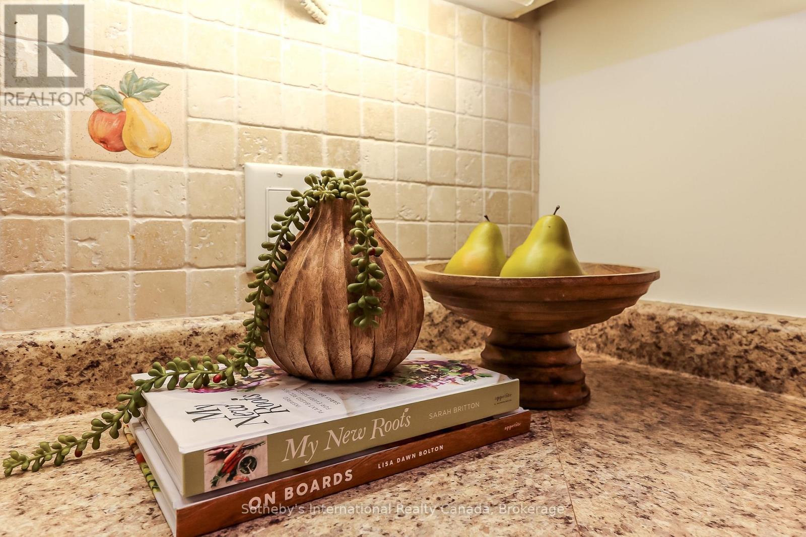 308 - 25 Beaver Street S, Blue Mountains, Ontario N0H 2P0 - Photo 11 - X12812866