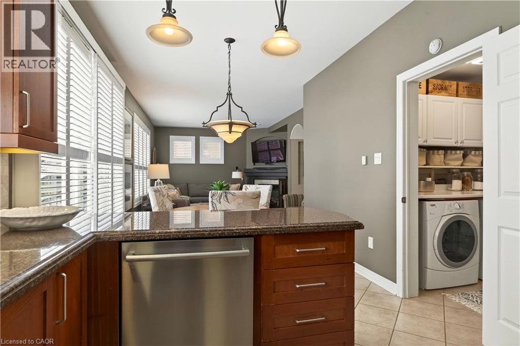 1326 Pepperbush Place, Oakville, Ontario  L6M 4B7 - Photo 16 - 40805978