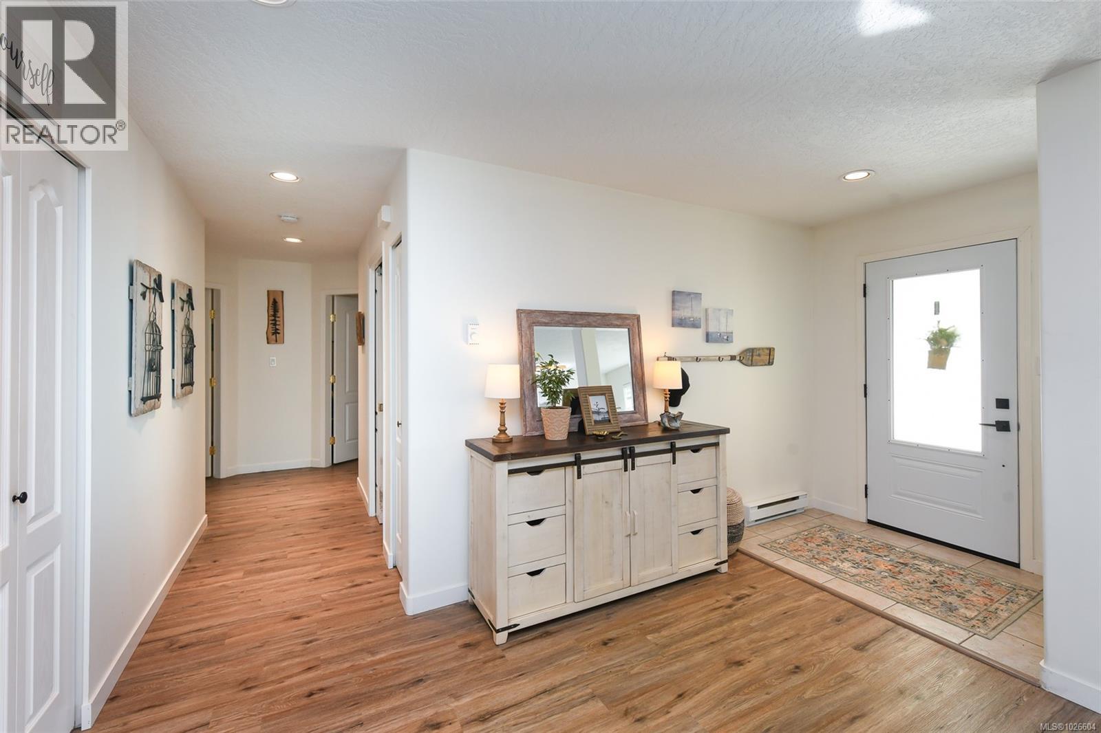 937 Malahat Dr, Courtenay, British Columbia  V9N 9E3 - Photo 5 - 1026604