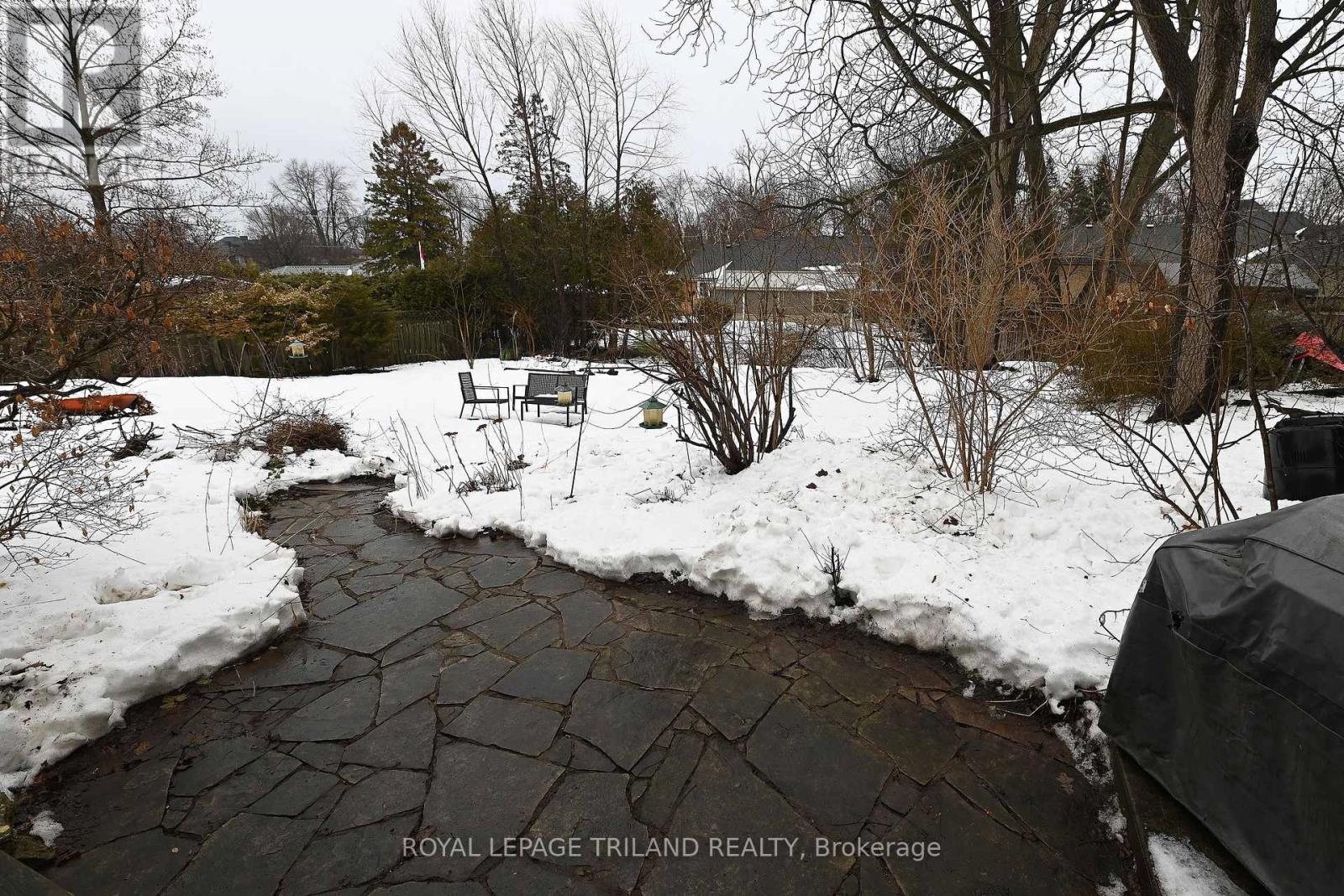 Photo 21 of 23 for 12 Mountsfield Drive