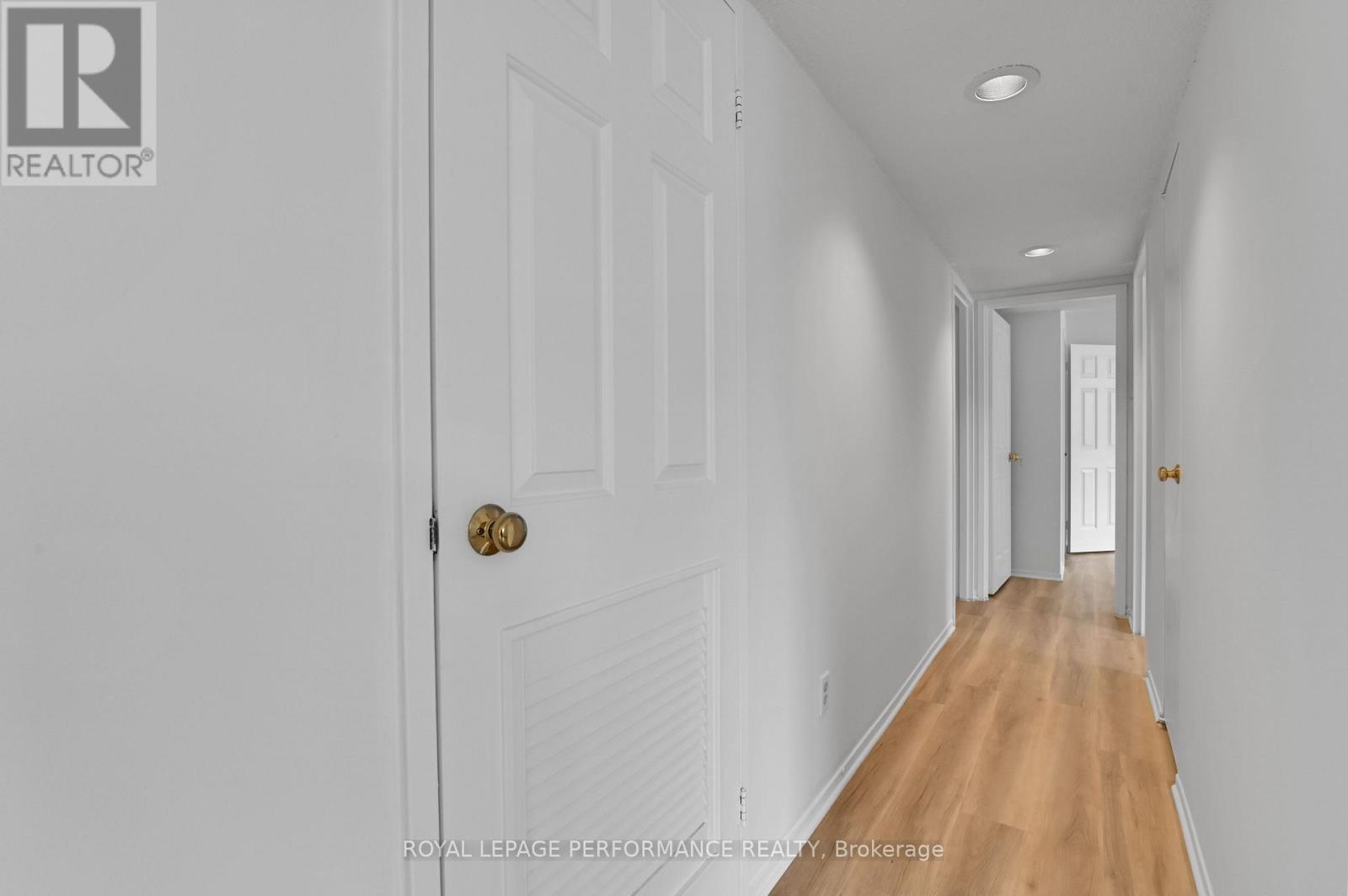 1701 - 470 Laurier Avenue W, Ottawa, Ontario  K1R 7W9 - Photo 16 - X12812898