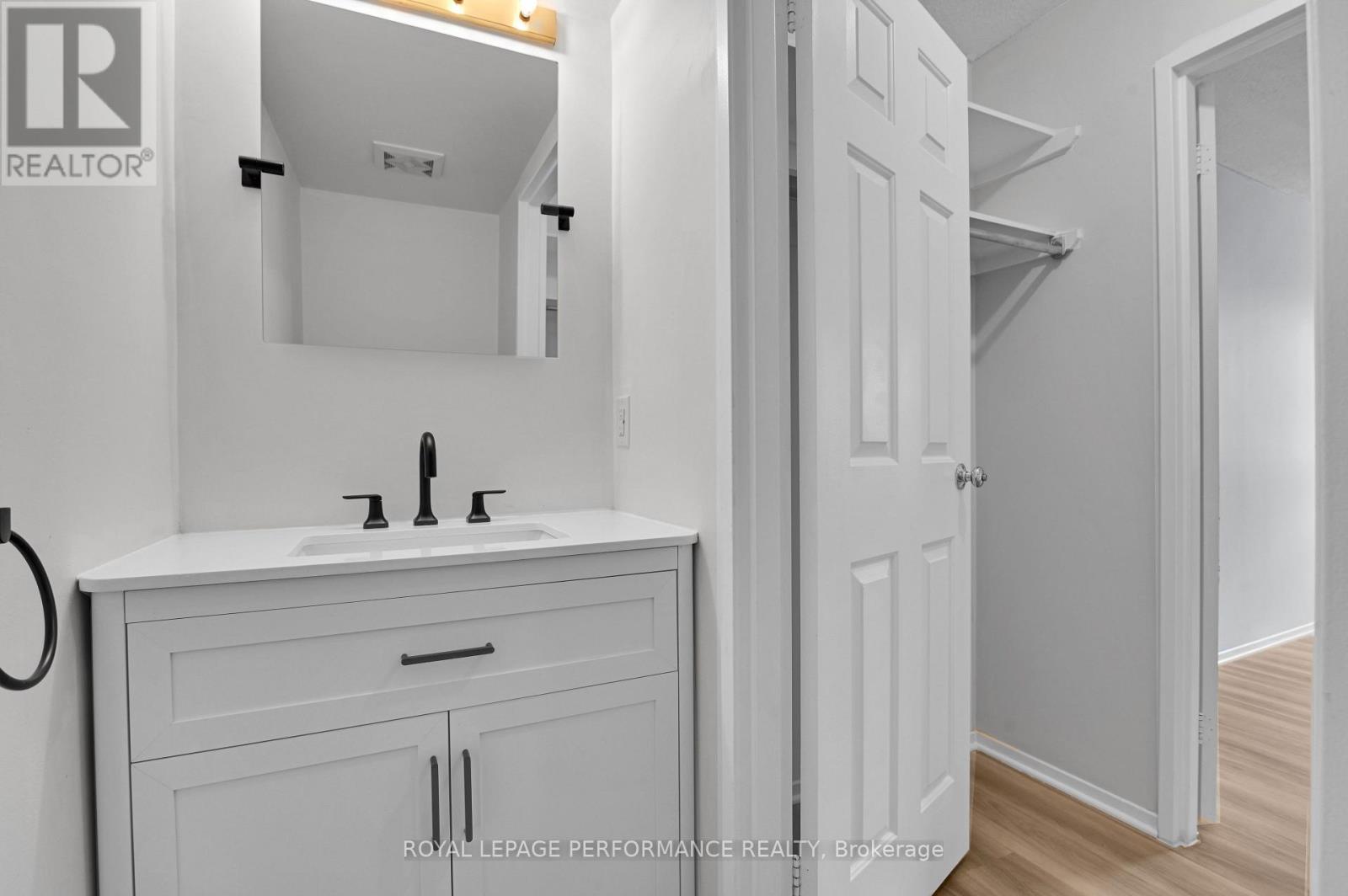 1701 - 470 Laurier Avenue W, Ottawa, Ontario  K1R 7W9 - Photo 25 - X12812898