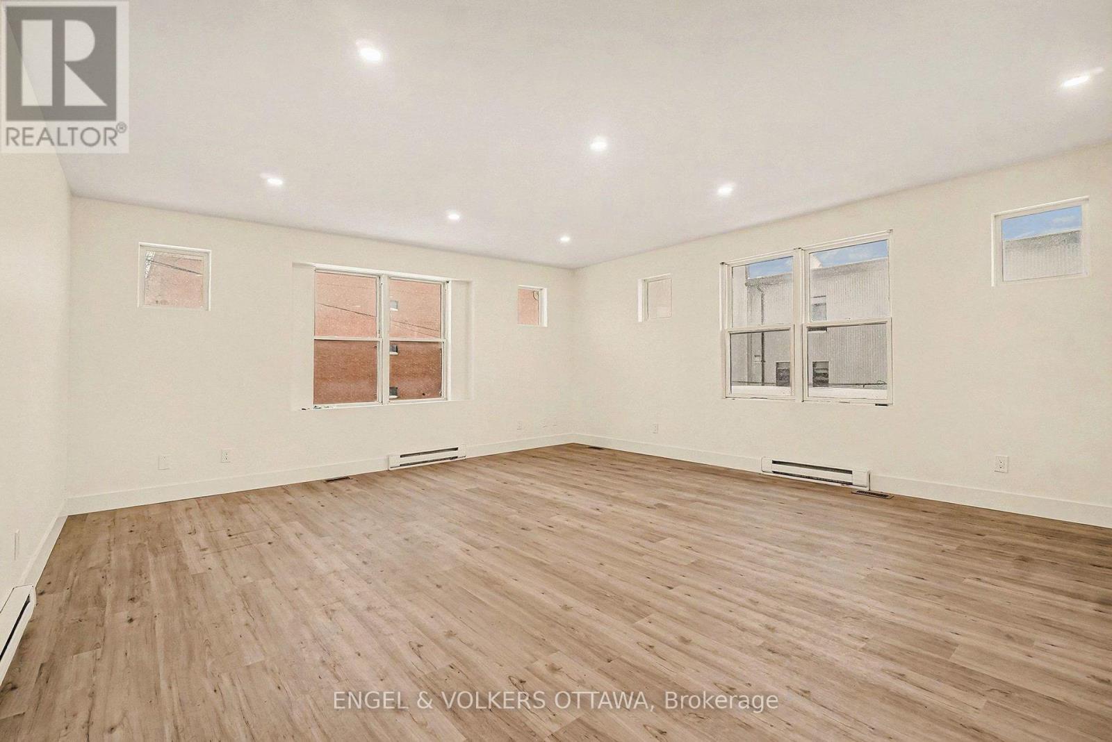 2 - 97 Main Street, Ottawa, Ontario  K1S 1B7 - Photo 5 - X12812938