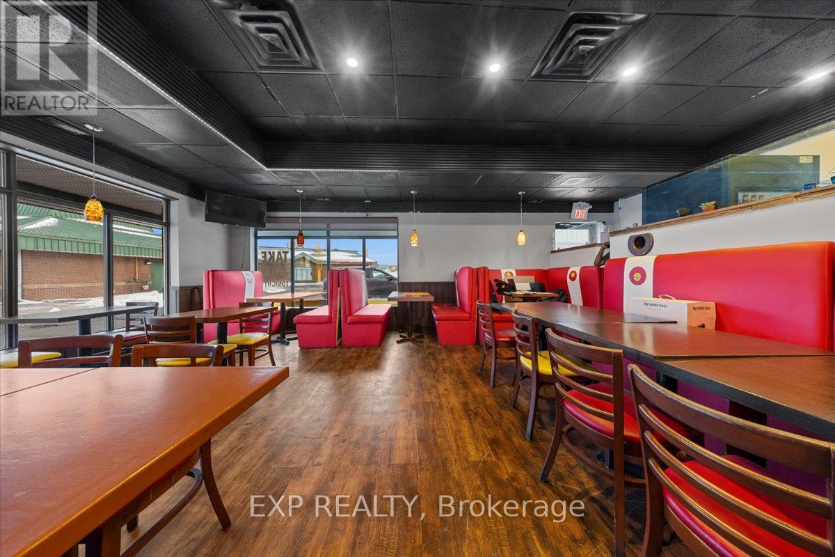 1 - 704 Fourteenth Street W, Cornwall, Ontario  K6J 5T9 - Photo 4 - X12812956