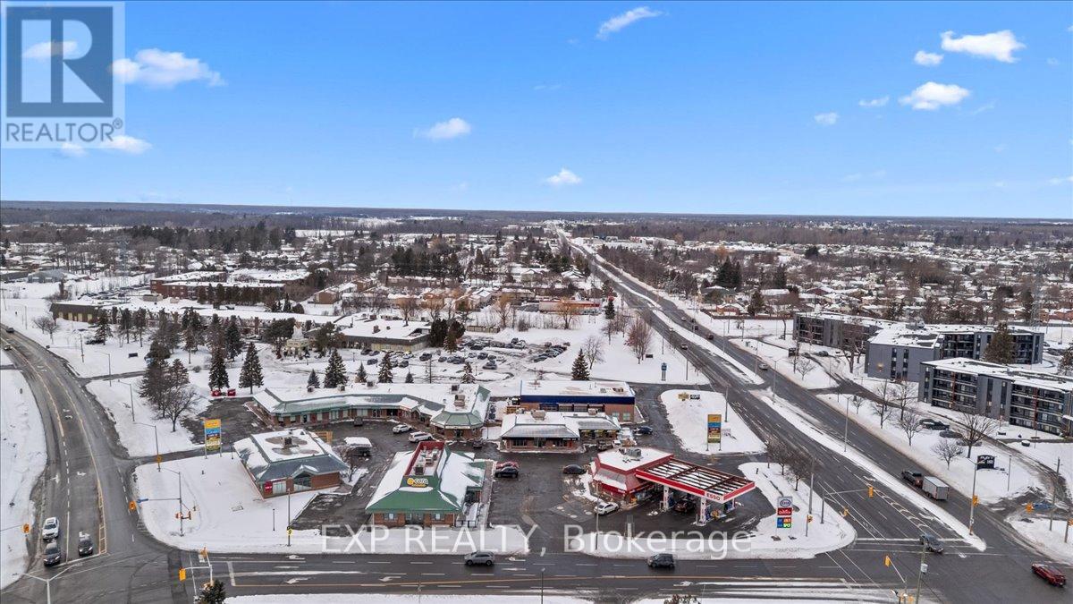 1 - 704 Fourteenth Street W, Cornwall, Ontario  K6J 5T9 - Photo 9 - X12812956