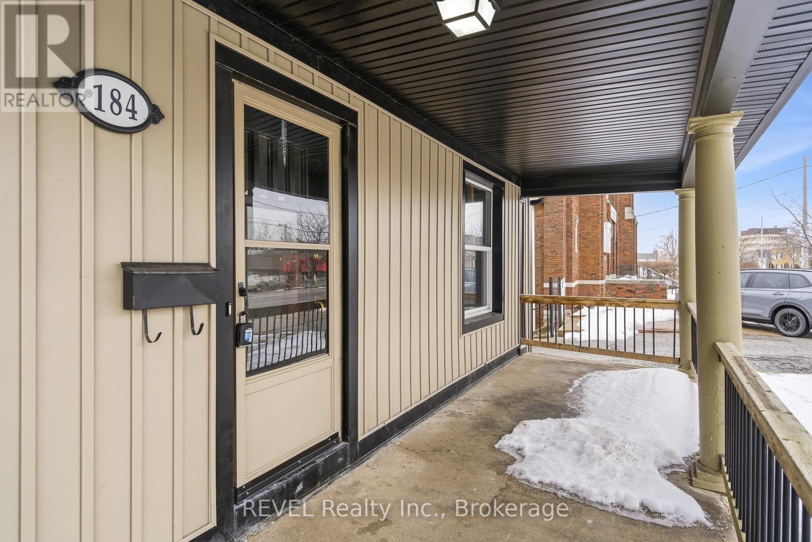 184 Queenston Street, St. Catharines (E. Chester), Ontario  L2R 2Z7 - Photo 23 - X12812742