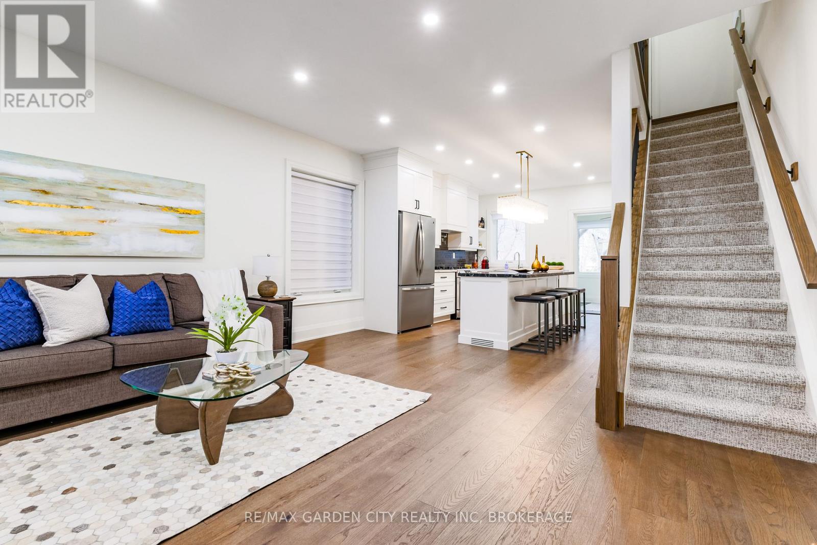 254 ST CLAIR BOULEVARD, Hamilton, Ontario