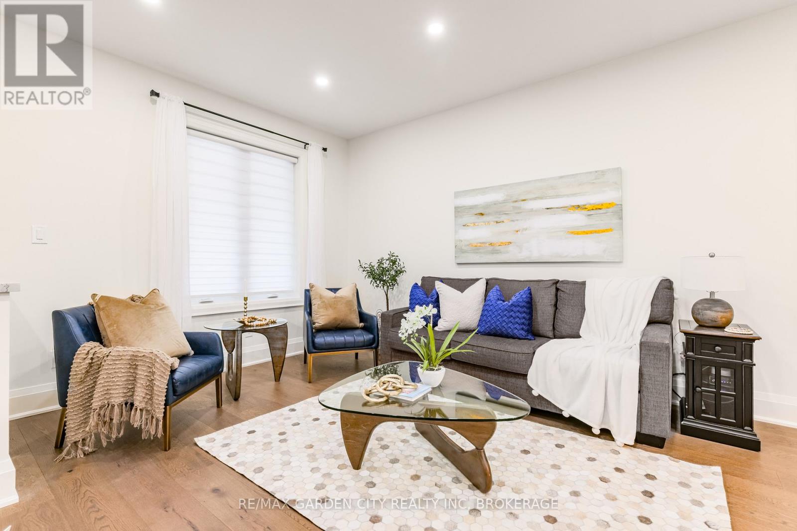 254 St Clair Boulevard, Hamilton, Ontario  L8M 2P2 - Photo 3 - X12812846