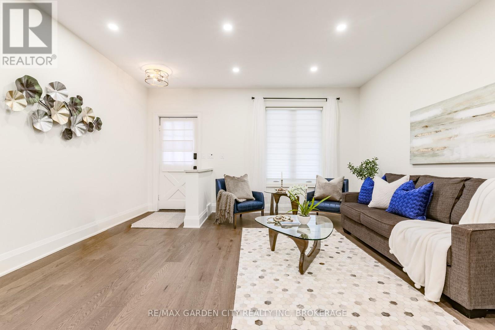 254 St Clair Boulevard, Hamilton, Ontario  L8M 2P2 - Photo 4 - X12812846