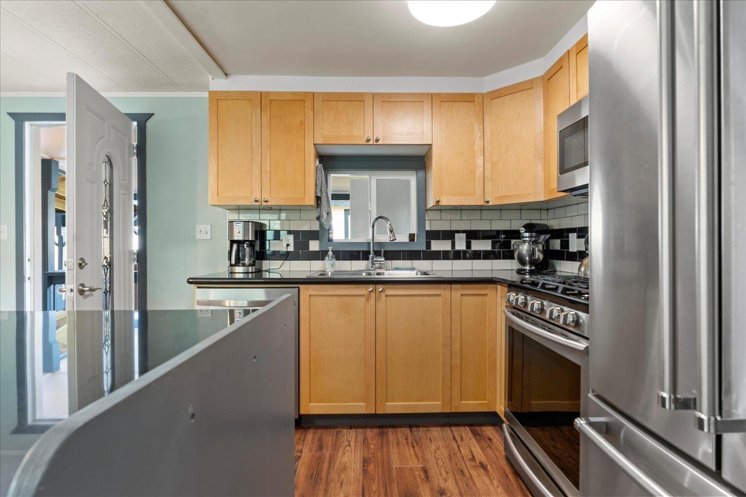 48 45640 Watson Road, Garrison Crossing, Chilliwack, British Columbia  V2R 3R1 - Photo 4 - R3092400