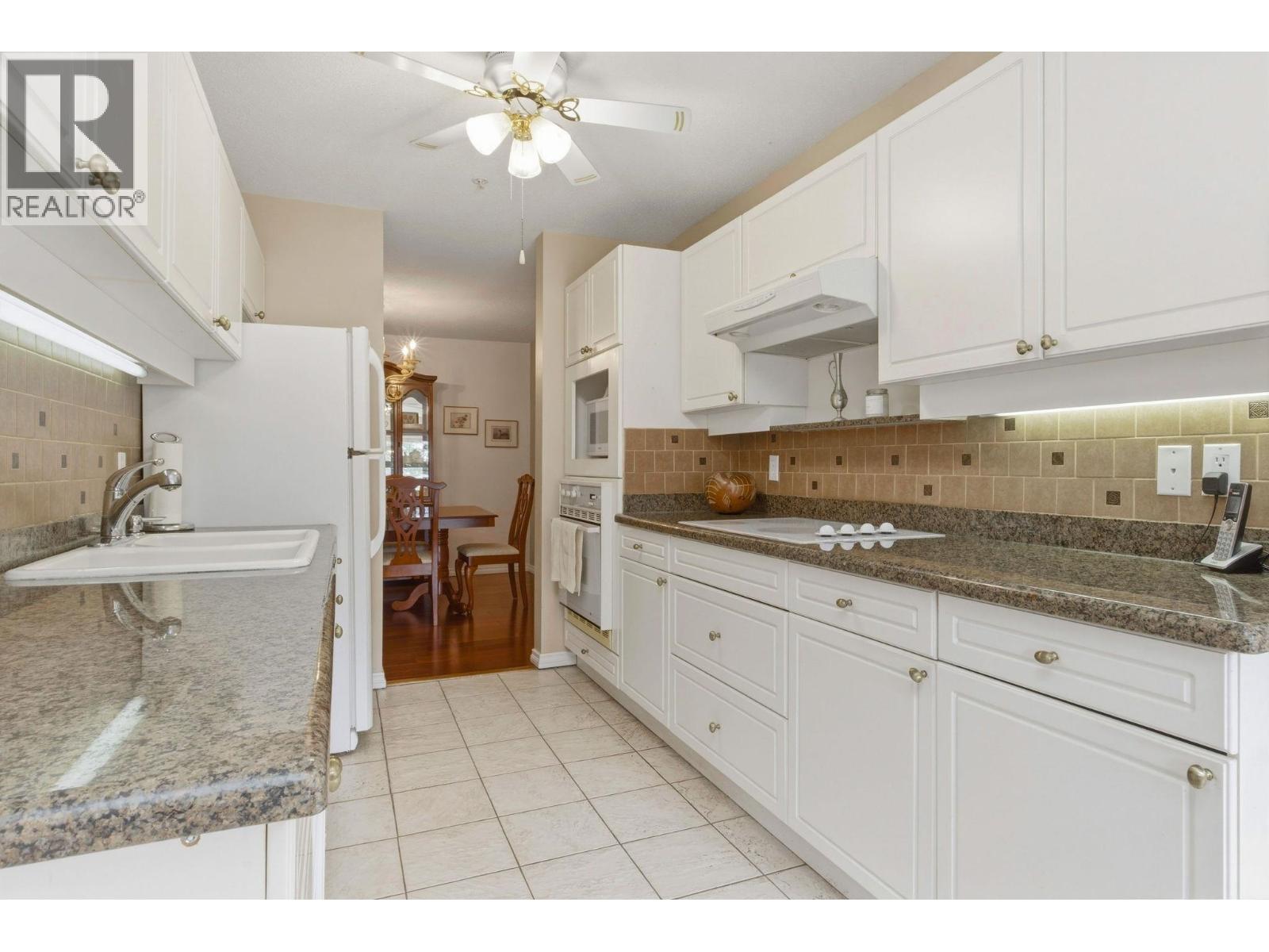 312 3680 Banff Court, North Vancouver, British Columbia  V7H 2Y7 - Photo 11 - R3091540