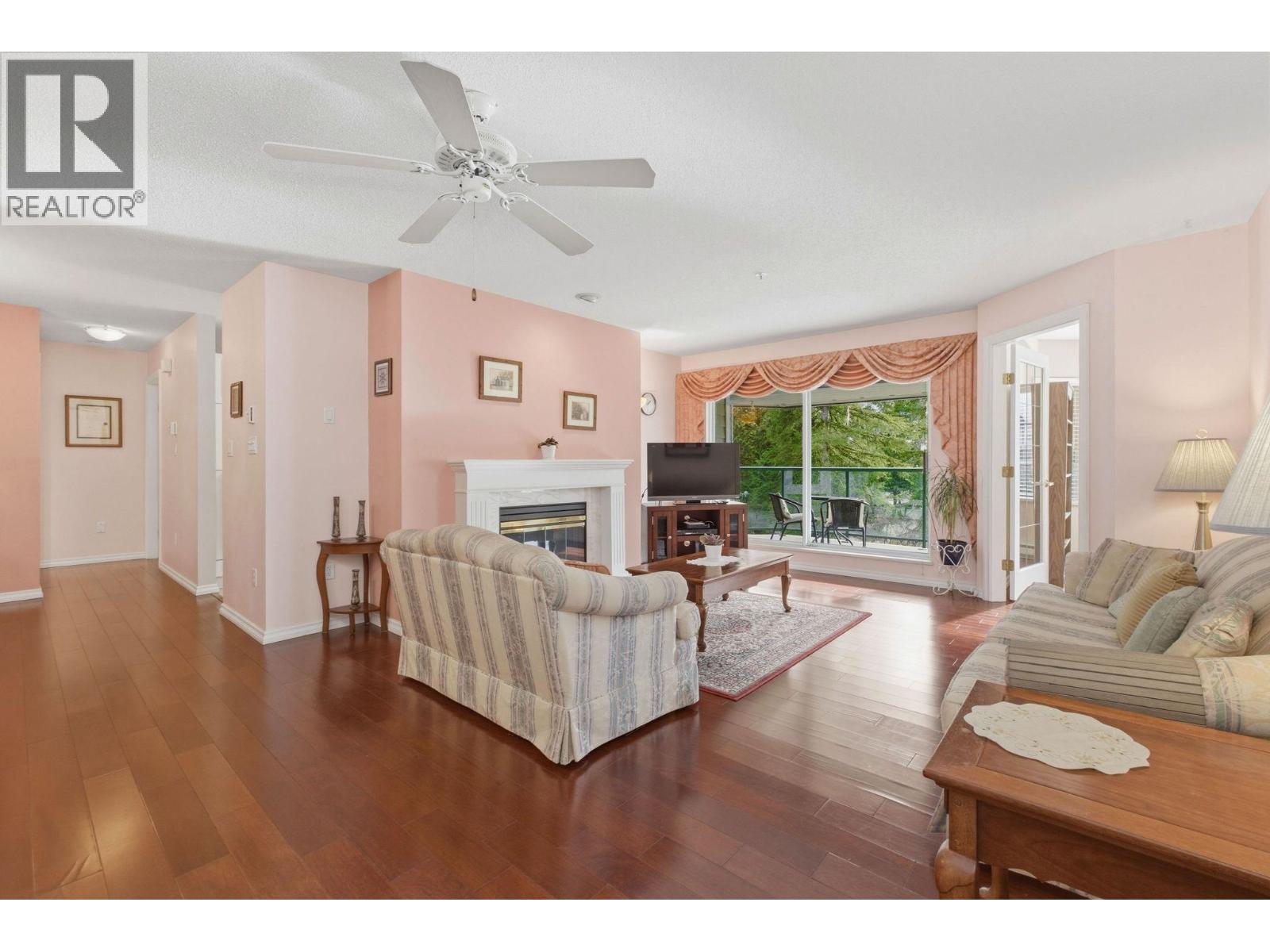 312 3680 Banff Court, North Vancouver, British Columbia  V7H 2Y7 - Photo 3 - R3091540