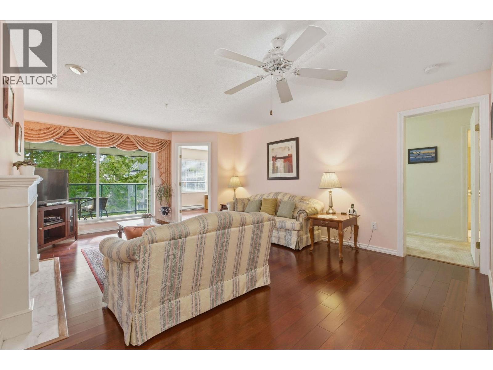 312 3680 Banff Court, North Vancouver, British Columbia  V7H 2Y7 - Photo 4 - R3091540