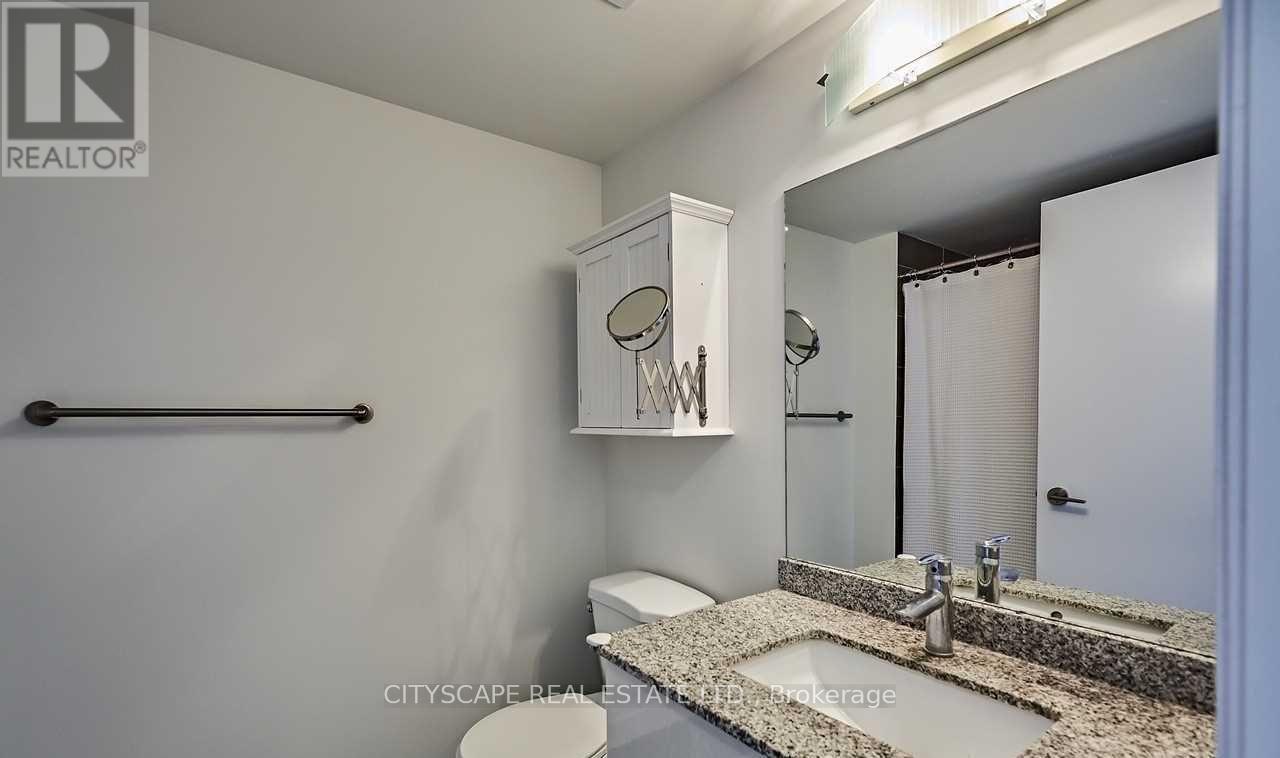 1508 - 18 Harbour Street, Toronto (Waterfront Communities), Ontario  M5J 2Z6 - Photo 11 - C12812816