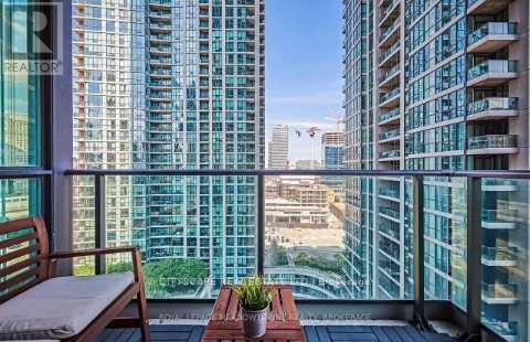 1508 - 18 Harbour Street, Toronto (Waterfront Communities), Ontario  M5J 2Z6 - Photo 14 - C12812816