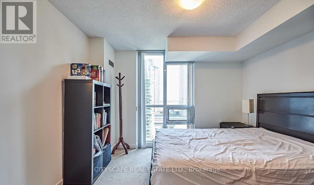 1508 - 18 Harbour Street, Toronto (Waterfront Communities), Ontario  M5J 2Z6 - Photo 9 - C12812816