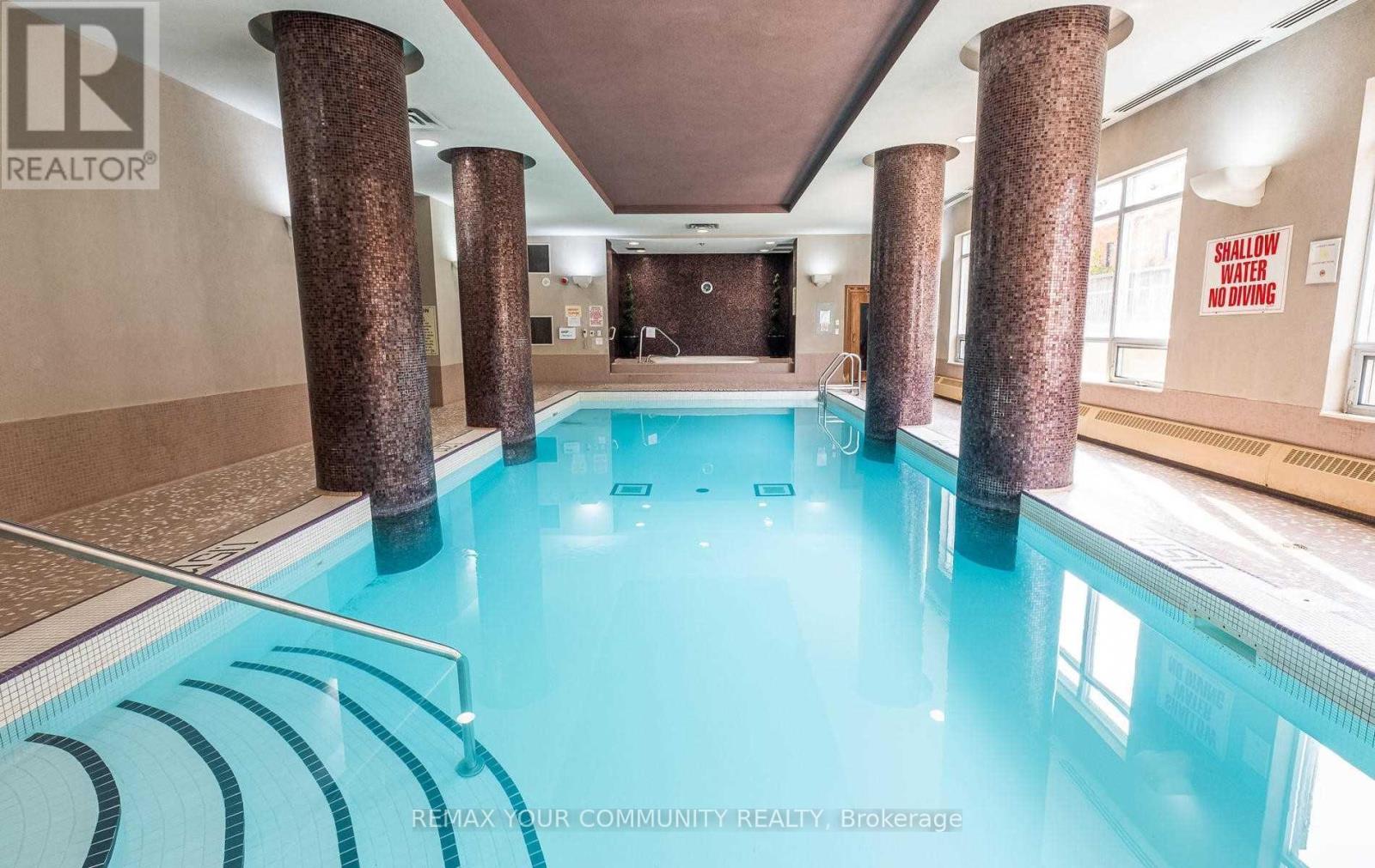 1310 - 18 Kenaston Gardens, Toronto (Bayview Village), Ontario  M2K 1G8 - Photo 10 - C12812838